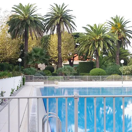 Paris-St Tropez
